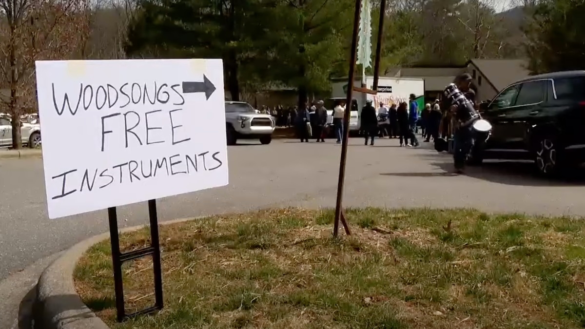 2,000 Free Instruments Given to North Carolina Hurricane Victims