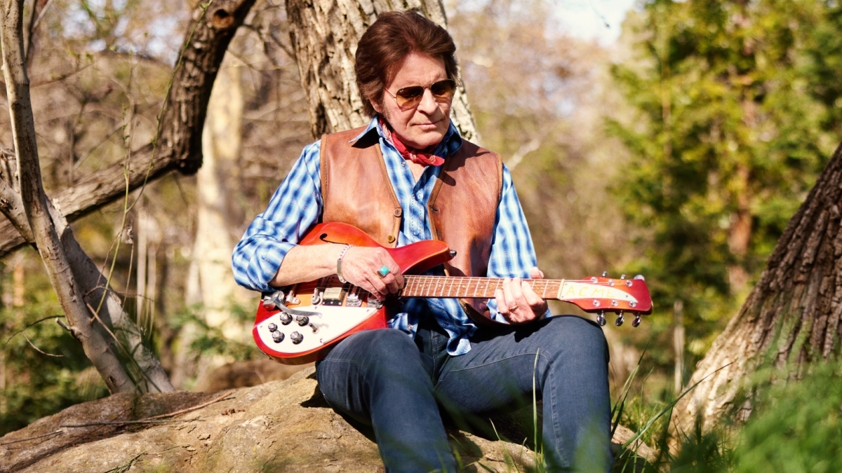 John Fogerty Announces Re-Recorded Album of Creedence Clearwater Classics