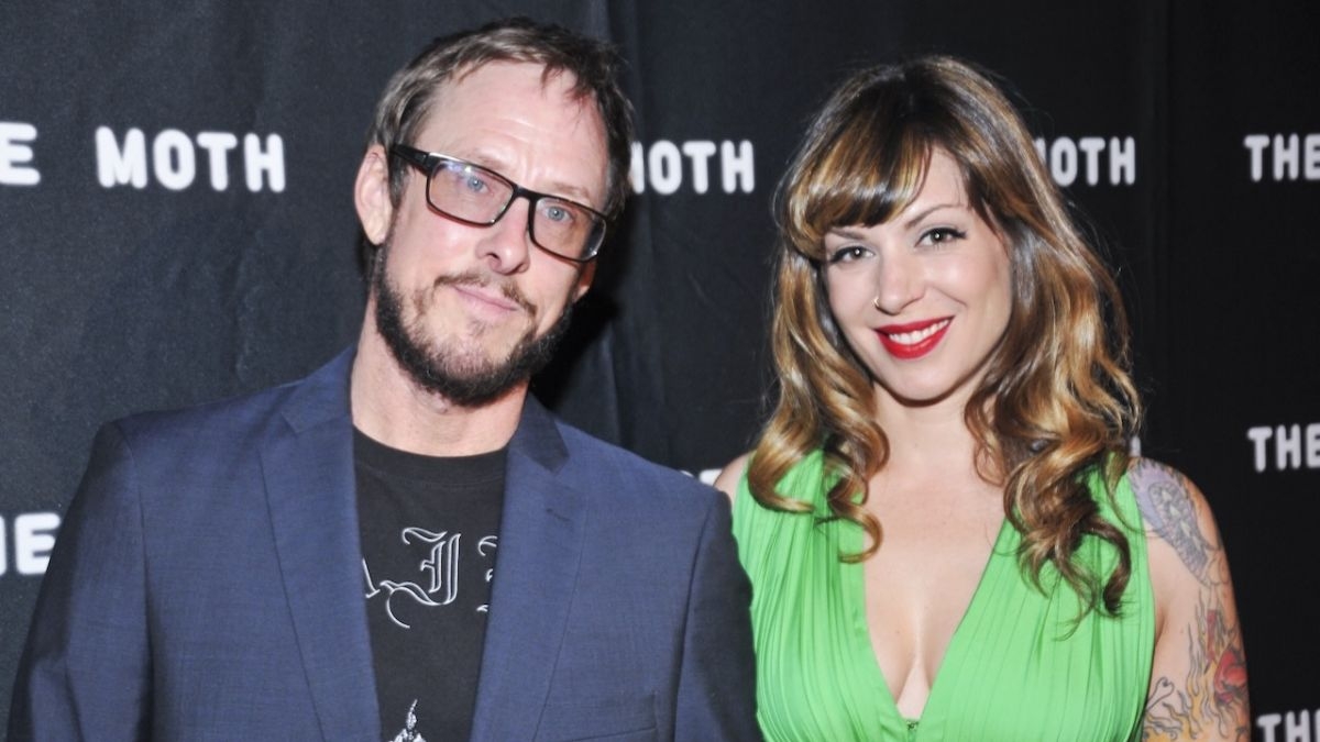 Weezer Bassist's Wife Jillian Lauren Pleads Not Guilty to LAPD Shooting