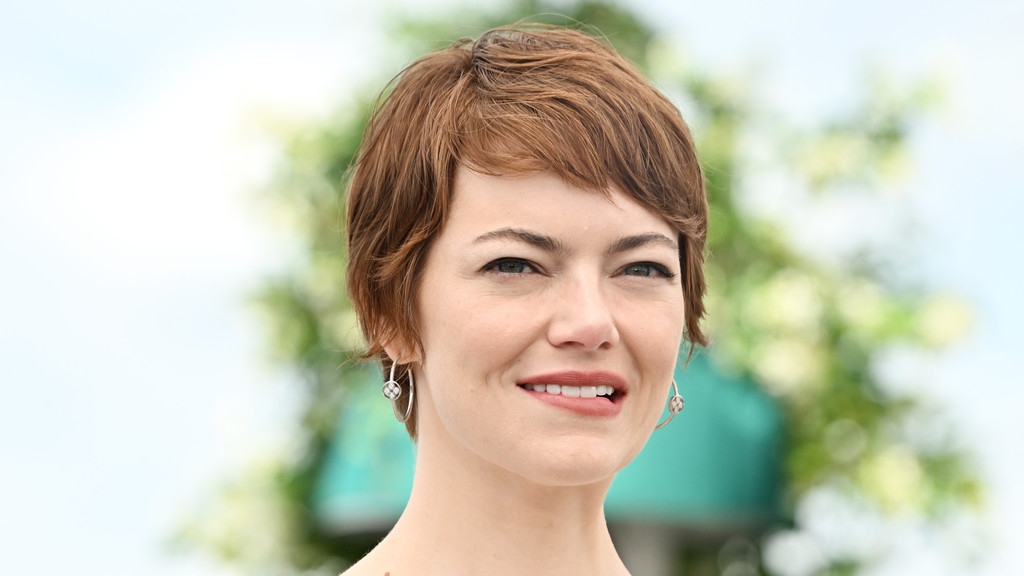 Emma Stone lists Texas mansion for $26.5 million