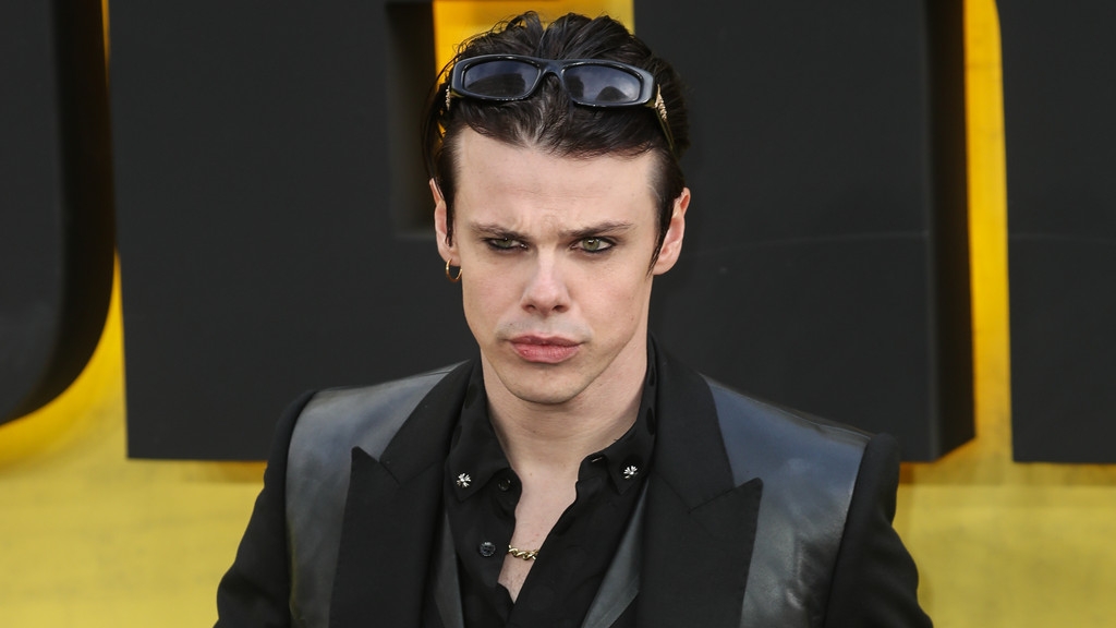 Yungblud confirms Florence Pugh stars in new music video
