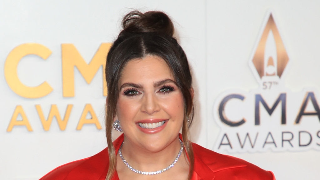 Lady A's Hillary Scott expecting fourth child