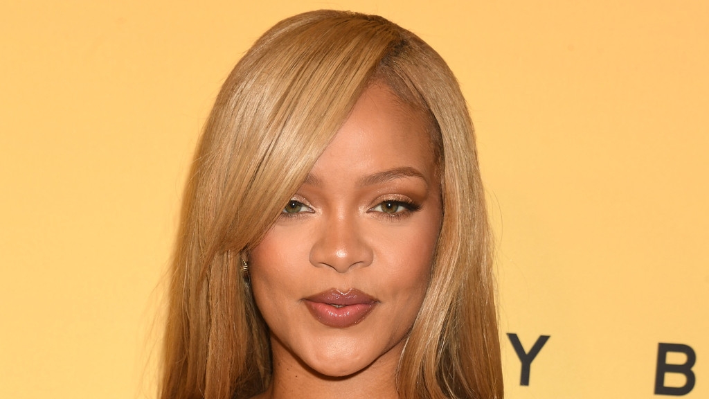 Rihanna's father Ron Fenty dead at 70