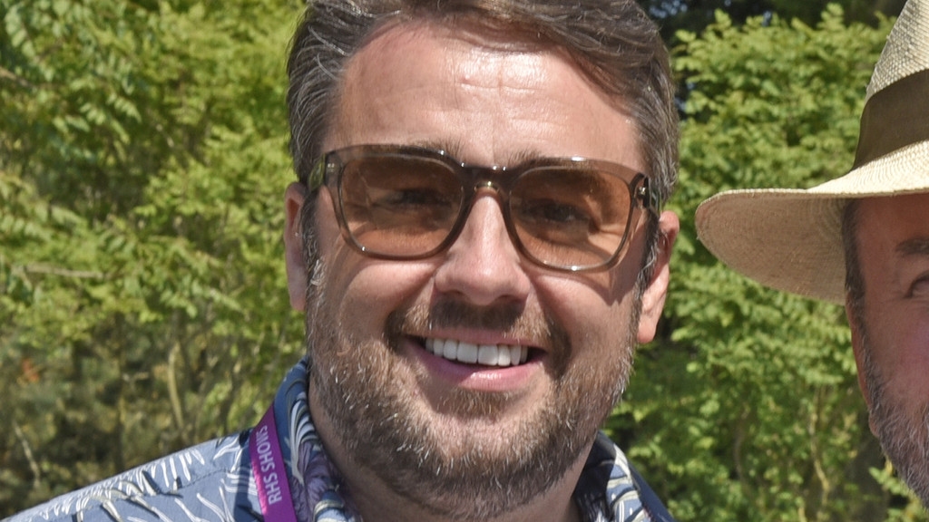 Jason Manford postpones more comedy shows due to ill health