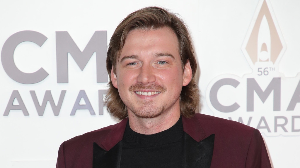 Morgan Wallen selling merch inspired by Saturday Night Live controversy