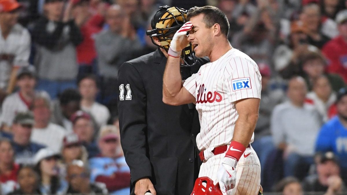 Umpire trolled by LASIK company for atrocious call in Giants game