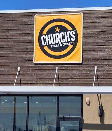 Pontiac's latest chicken shop opened to a rush of customers. Here's what we know