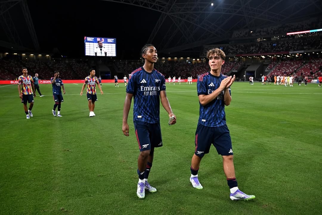 David Raya praises 15yo Arsenal duo Dowman & Salmon