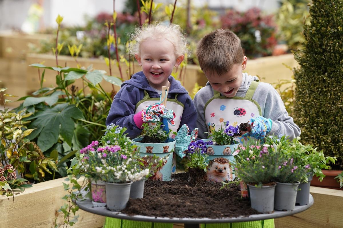 Garden centre to offer free gardening workshops for children