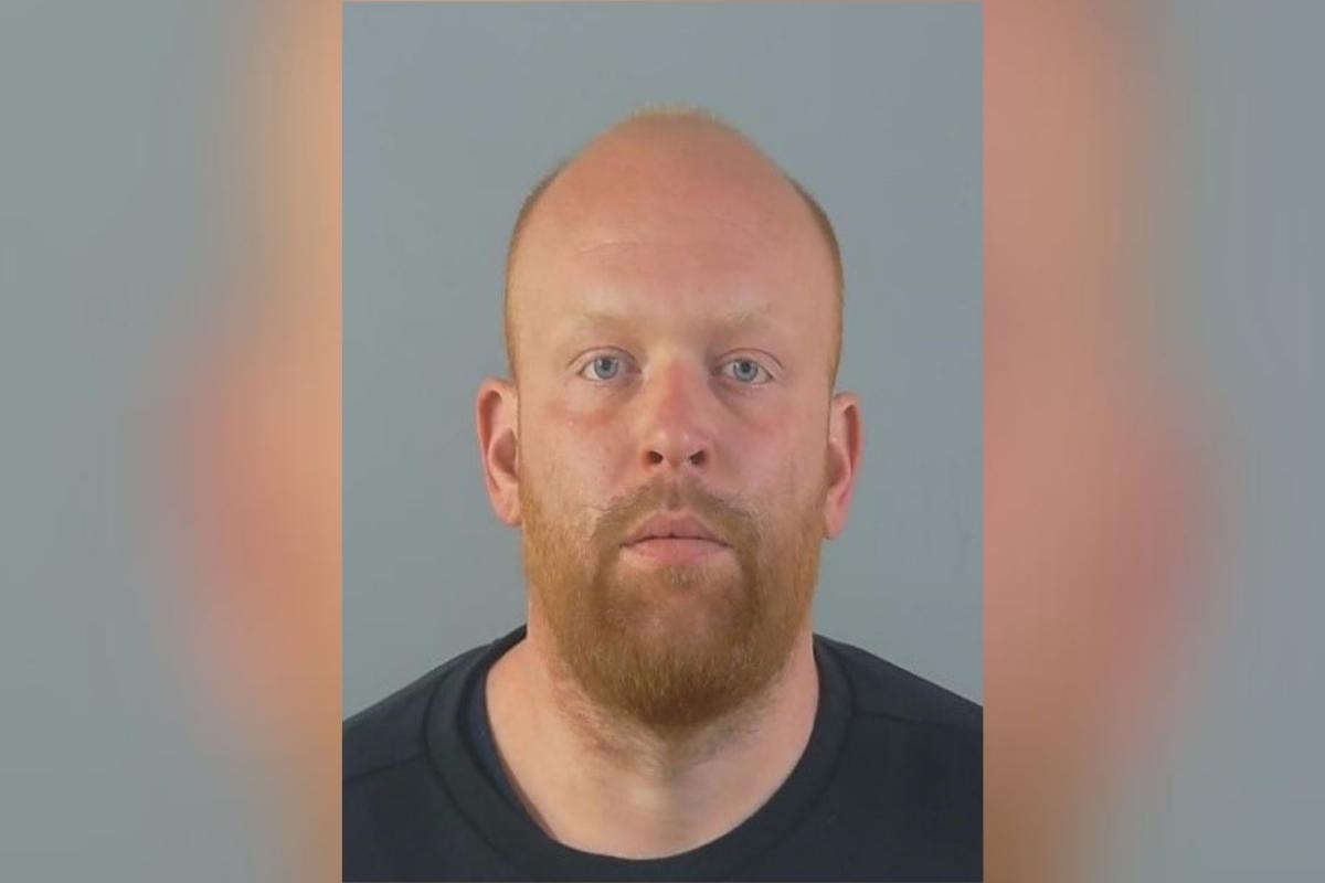 Police still hunting for two men wanted for court hearings
