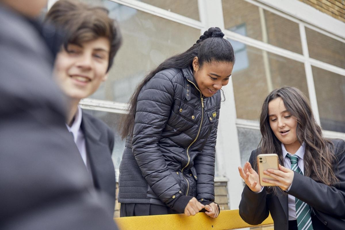 NSPCC advice to parents on how long children should spend looking at screens