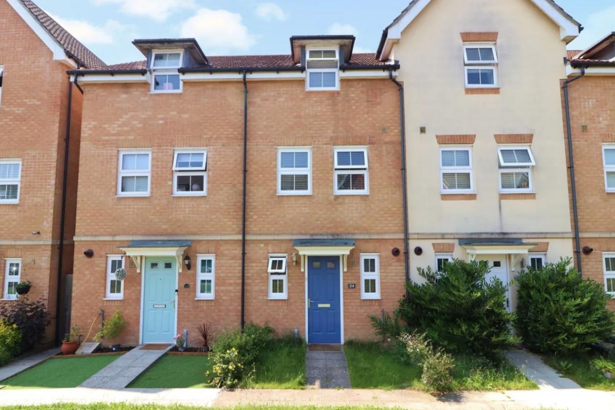 Hedge End town house on the market for £375,000