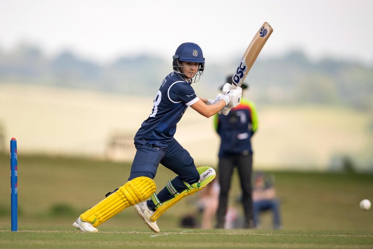Hampshire Women beat Warwickshire at Arundel