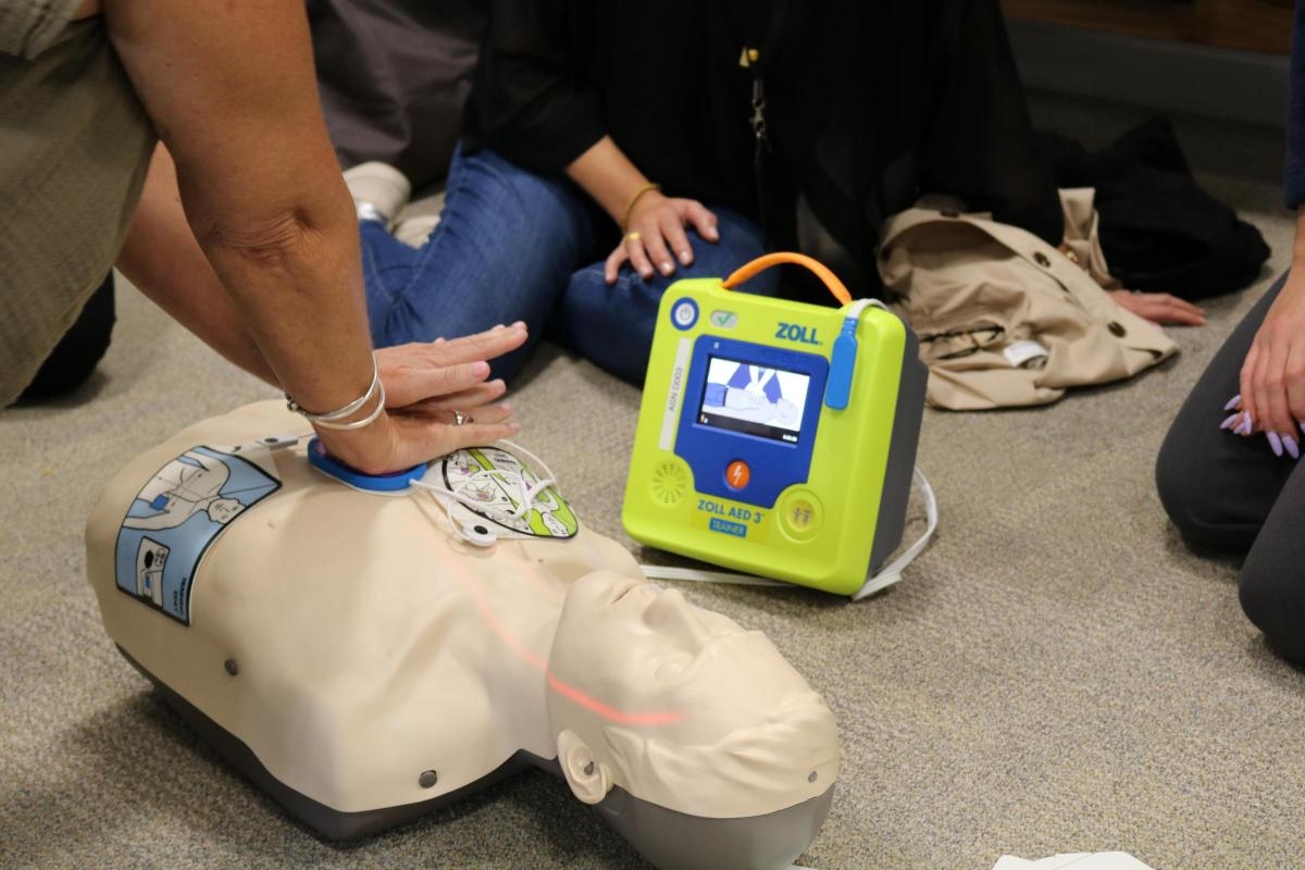 Book a free life-saving CPR skills session with air ambulance staff