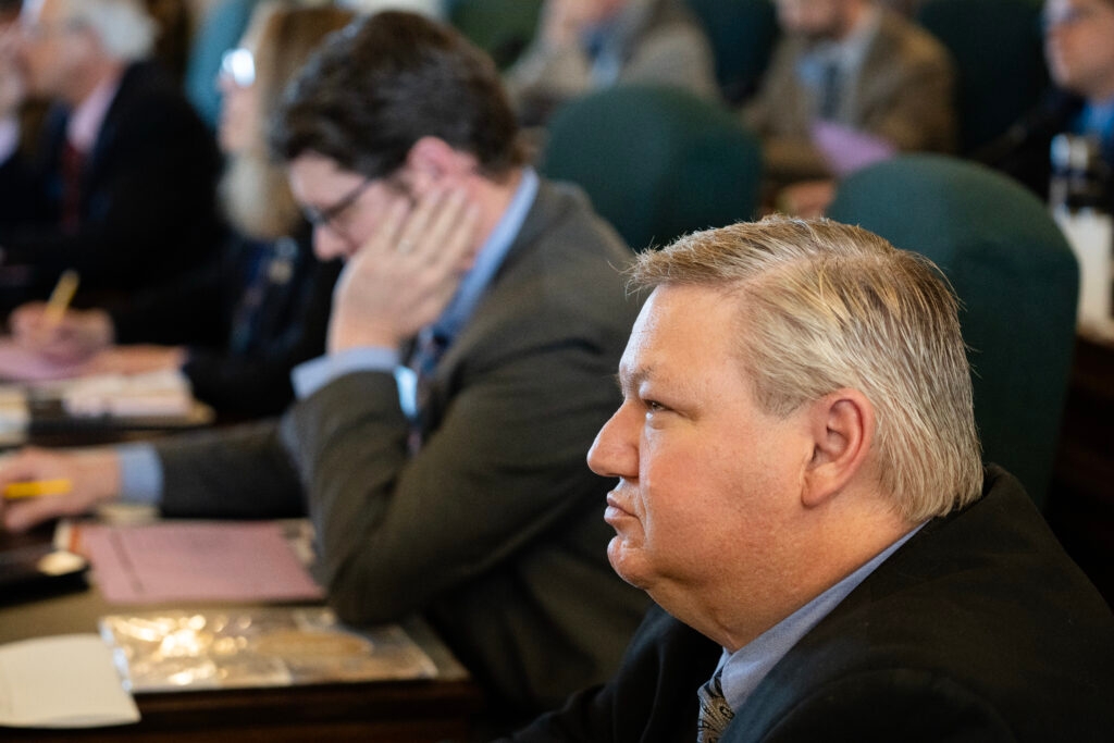 Montana Senate votes to punish Ellsworth, revokes lifetime floor privileges