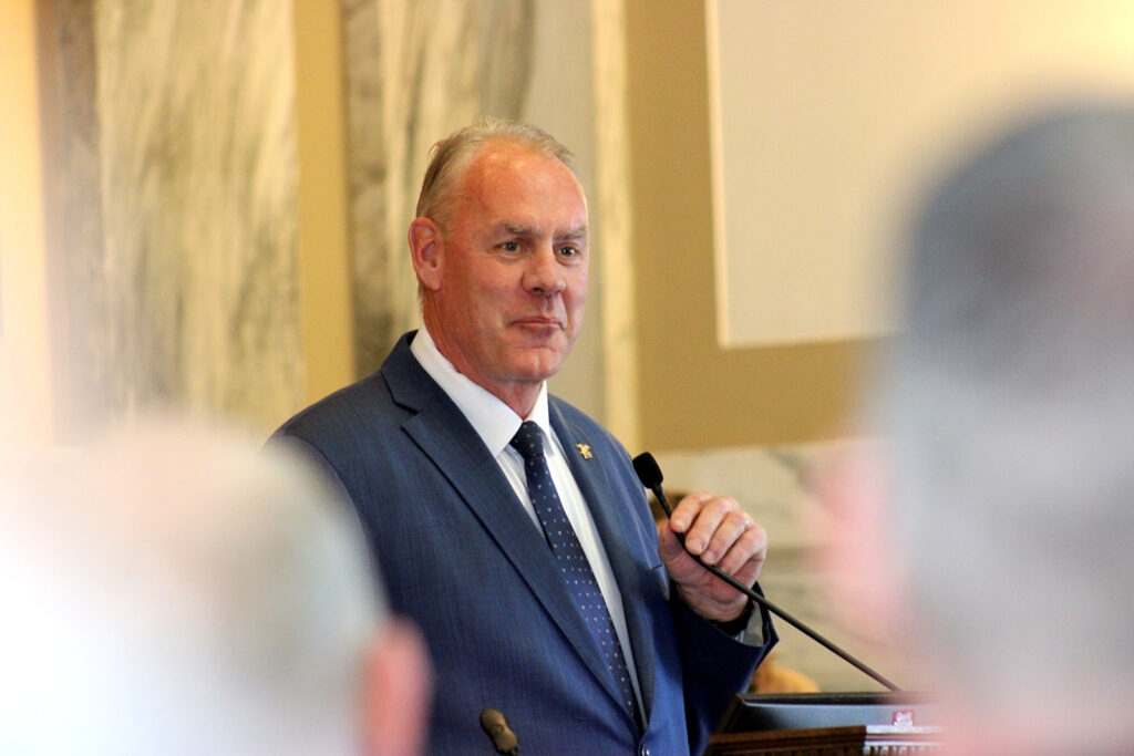 Montana's federal delegation, Tribal Chief, address joint session of Legislature