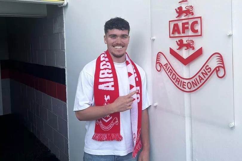 Former Hearts and Hamilton Accies midfielder gives Airdrie top marks after doing his homework on move