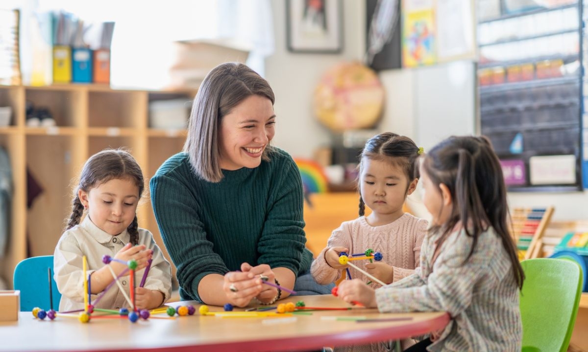 Texas Governor Signs $8.5B Education Bill, Boosting Teacher Pay