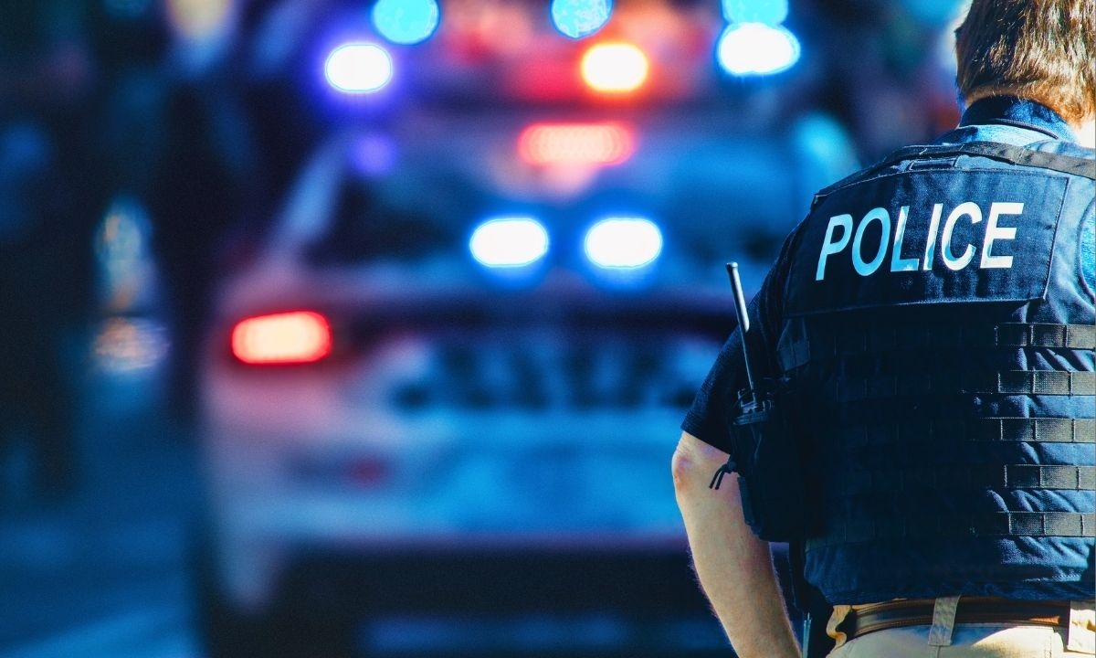 Abbott Backs The Badge, Signs ‘Less-Lethal Force' Law
