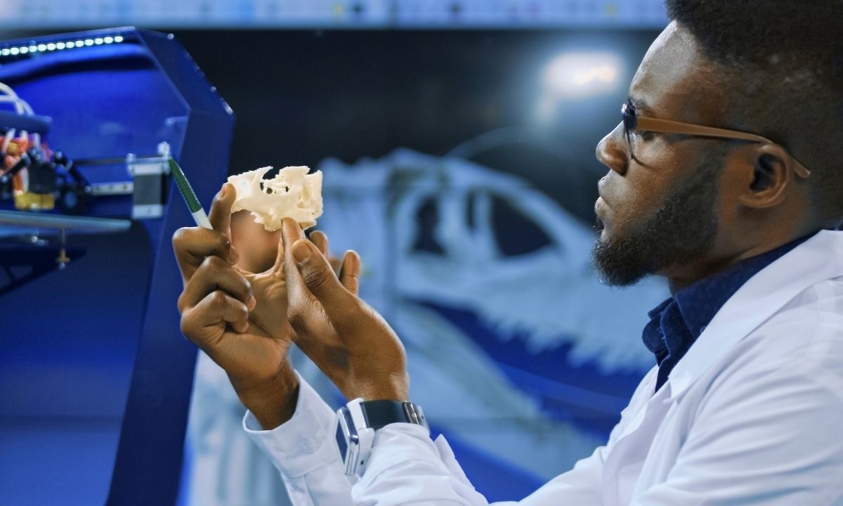 Bending Bones, Stretchy Ligaments: UT's 3D Printer Redefines Medical Implants