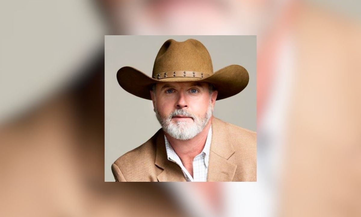 Cape Buffalo Claims Life Of Texas Ranch Broker While On Safari