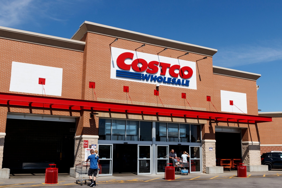 Costco Members Say This Popular Frozen Food Tastes Just Like Little Caesars' Pepperoni Crazy Puffs