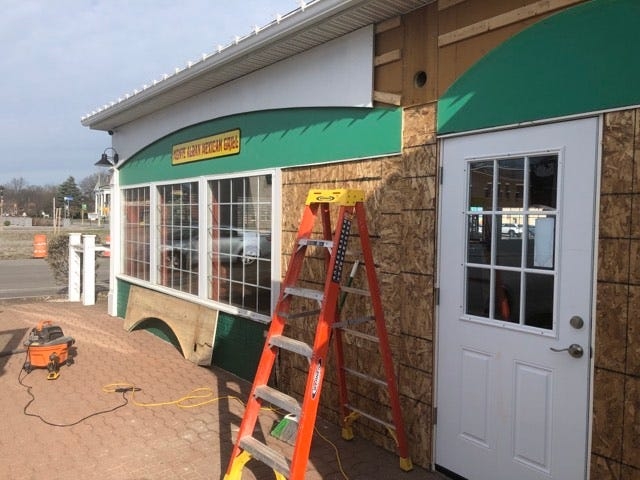 Popular Mexican restaurant in Irondequoit temporarily closed after vehicle hits building