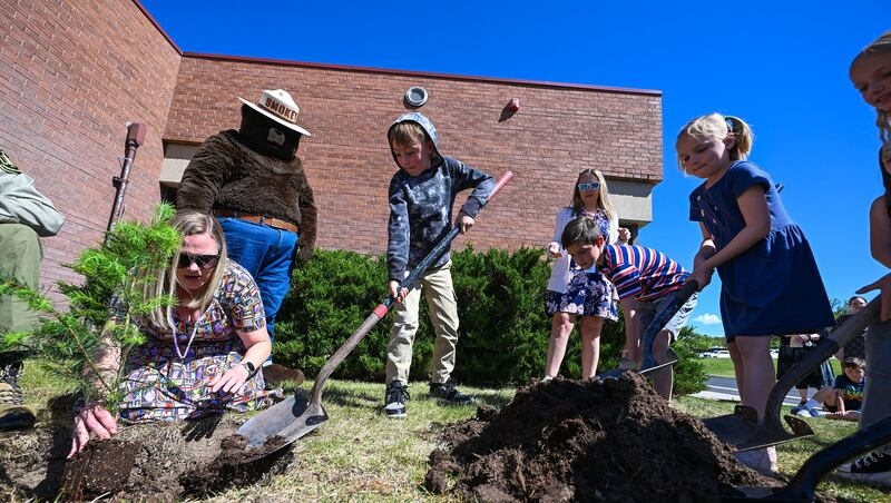 Sandy elementary school becomes steward of NASA moon tree