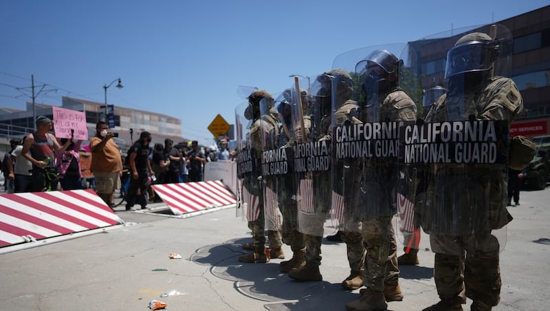 Tensions rise as National Guard comes face-to-face with L.A. protestors