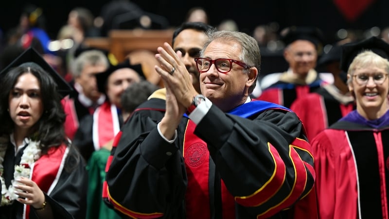 Opinion: Offering college credits for voluntary service makes sense