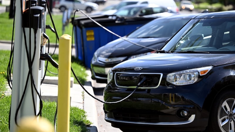 Could U.S. tax credit on electric vehicles go away?