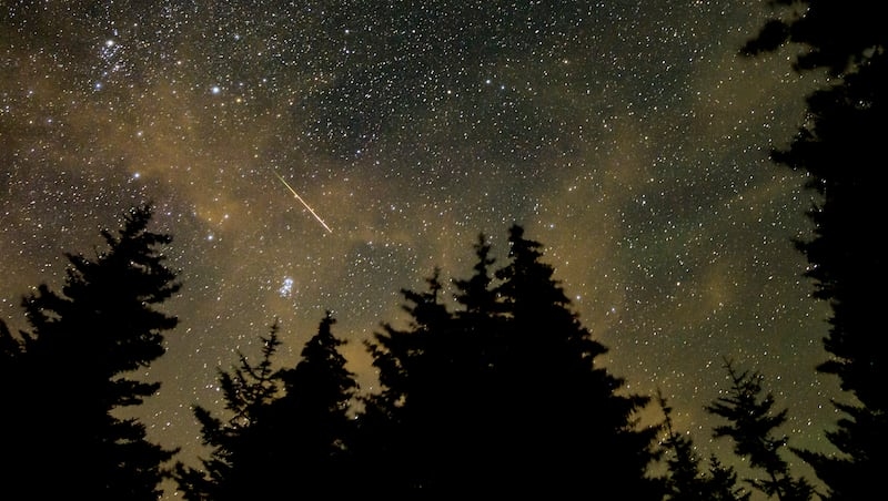 Dual meteor showers will peak Tuesday night. Here's how to watch