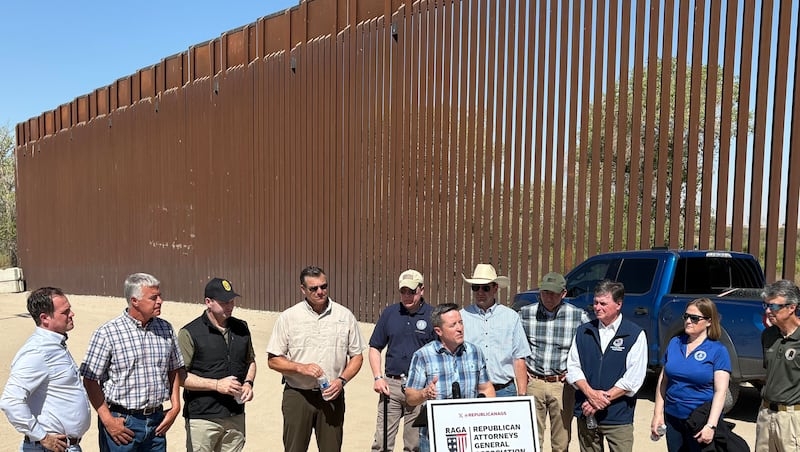 Mississippi attorney general nearly collapses, is aided by Utah AG Brown during GOP tour of the southern border