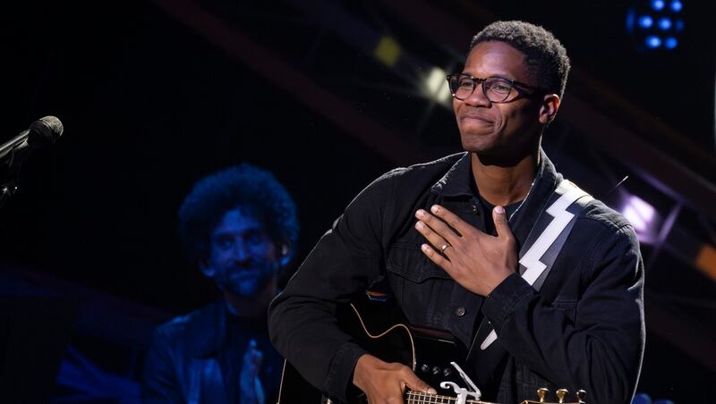 When his father died, he embraced music. Now this singer is in the ‘American Idol' top 8