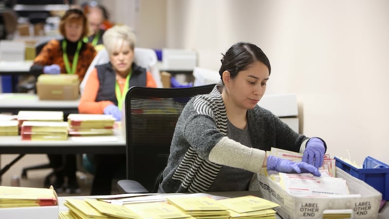 Lawmakers debate the lieutenant governor's role in overseeing elections
