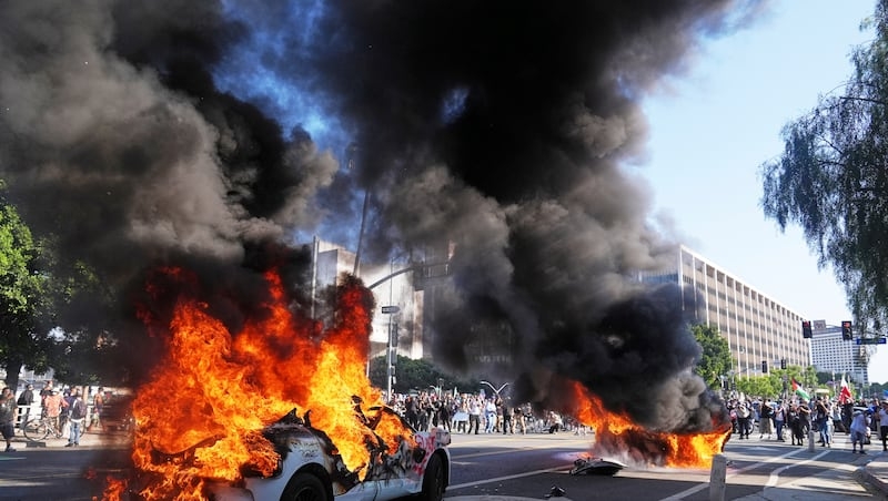 LA ignores calls for peaceful protests, helps bump up Trump's approval ratings on immigration