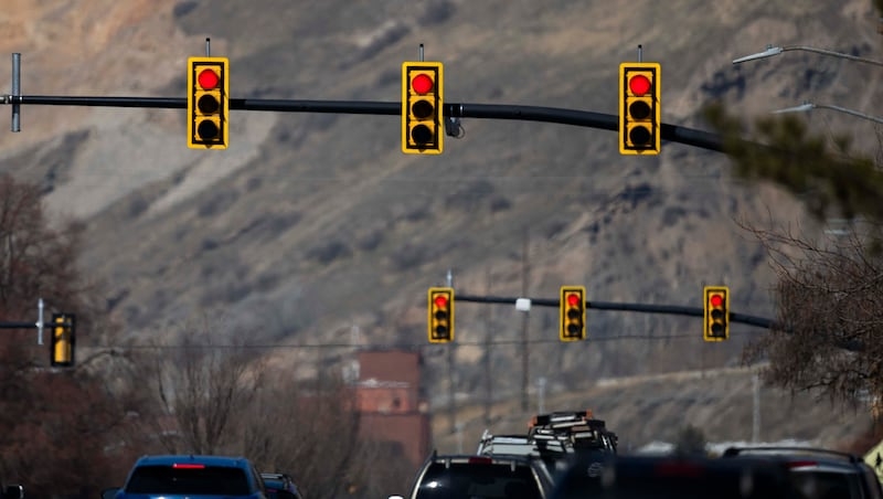 Who's watching who? New bill aims to reduce red light violations with proposed pilot program