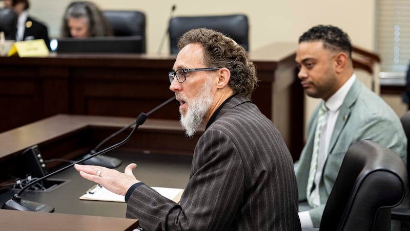 New bill would provide extra support for Utah foster children