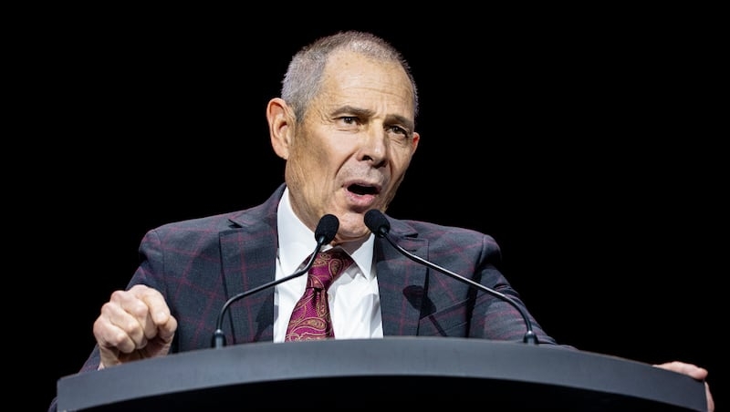 Conservative group targets Utah Sen. Curtis over support for clean energy tax credits