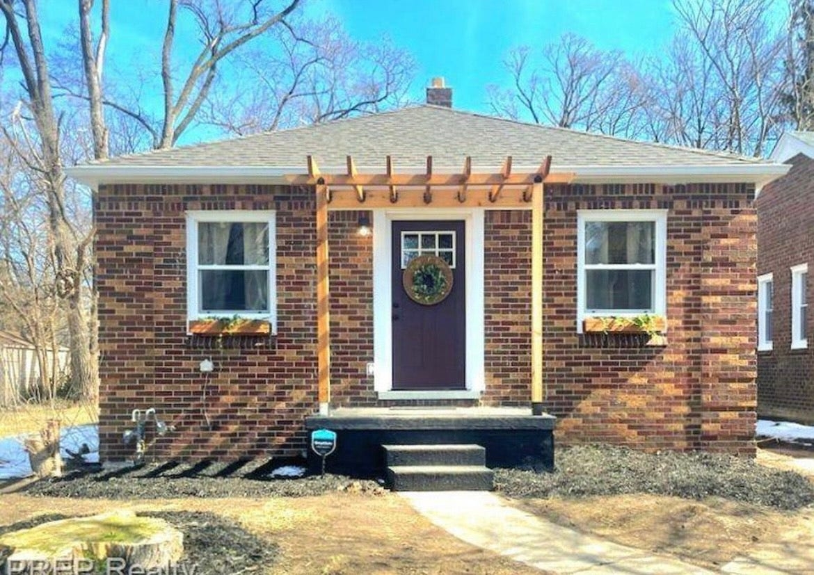 2 HGTV 'Bargain Block' homes hit the market in Detroit