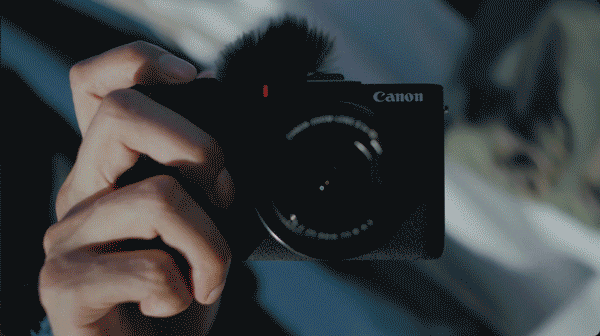 Canon fires shots at Sony with the new PowerShot V1 compact camera