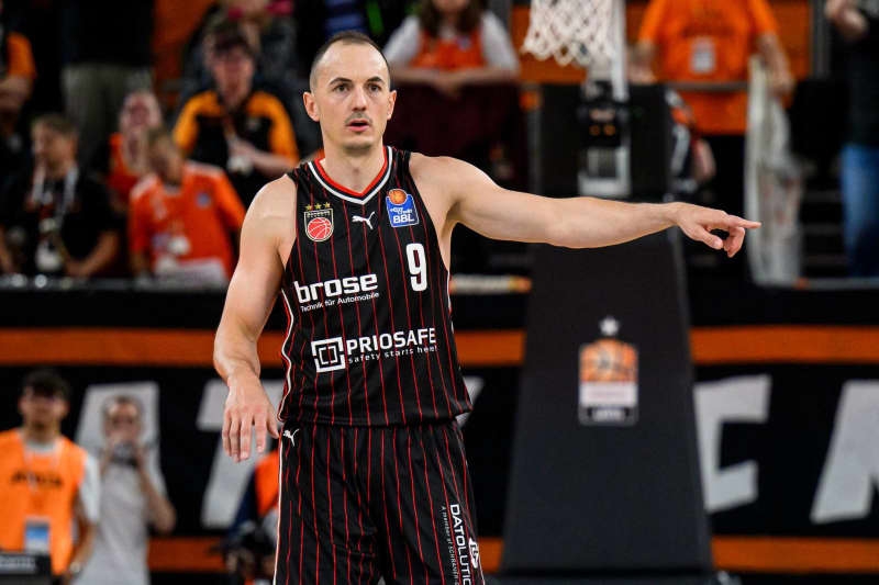 639 matches: Bamberg's Tadda sets German basketball league record