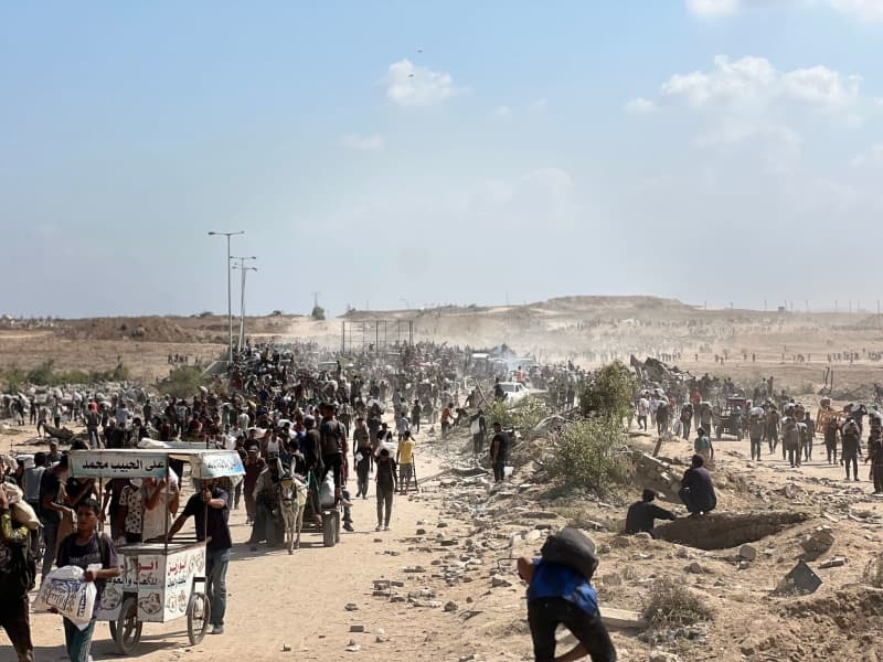 Israel to allow vetted Palestinians to help with aid distribution