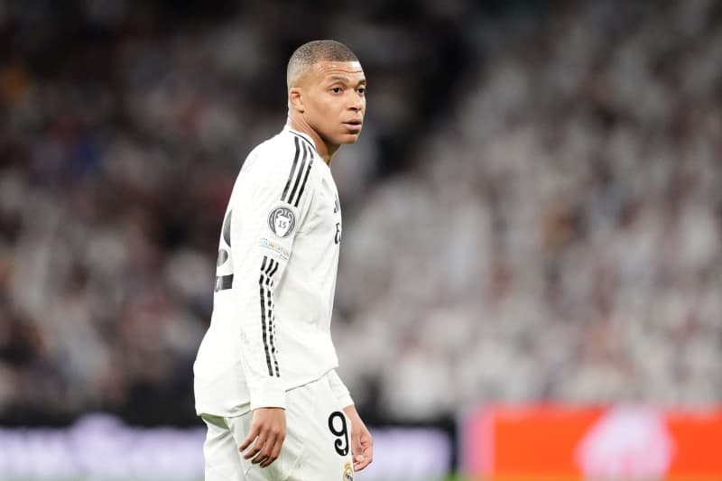 PSG investigated for allegedly bullying former striker Mbappé