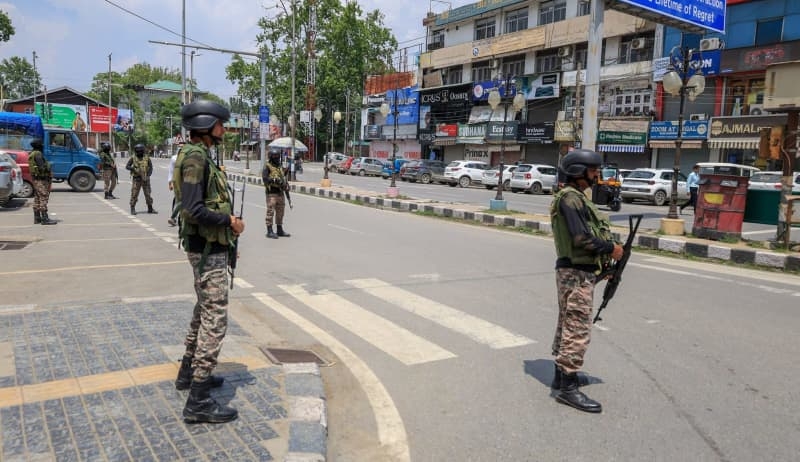 Pakistani intelligence sources say Kashmir troop withdrawals agreed
