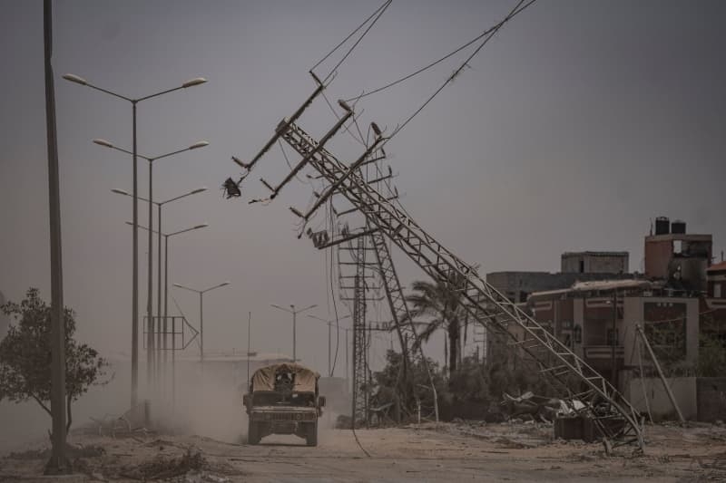 Palestinian authorities report telecoms down in Gaza Strip