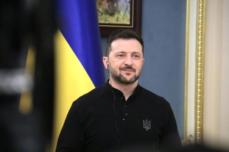 Zelensky to dismiss Sumy governor over Russian attack that killed 35