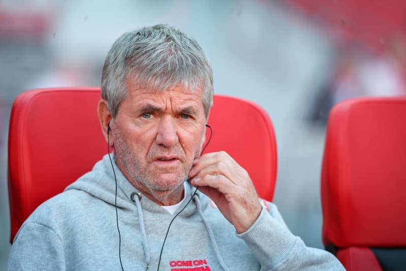 Funkel won't continue as Cologne coach after promotion