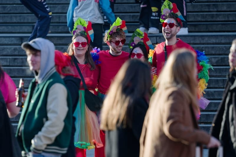 Revellers flock to Cologne as Germany's Carnival season cuts loose