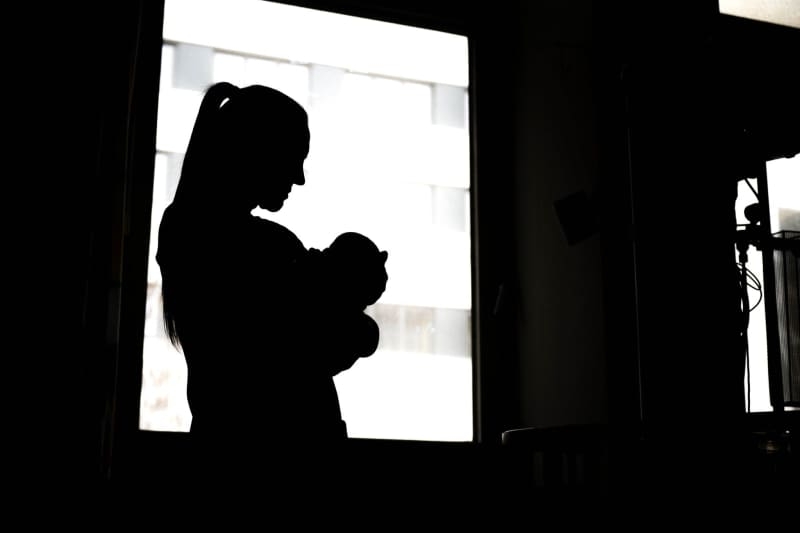 In rural America, hospitals are closing their maternity wards
